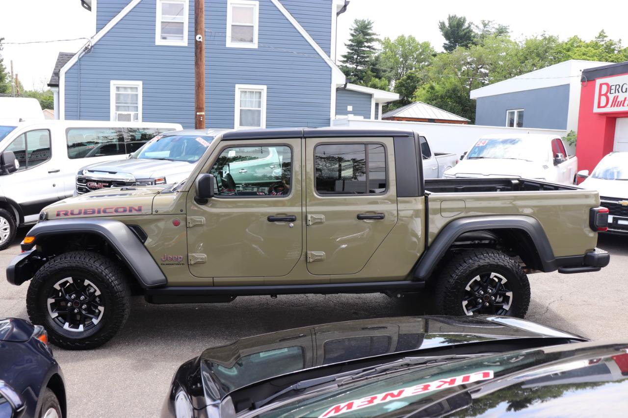 Used 2026 Jeep Gladiator Rubicon AWD/4WD image 2