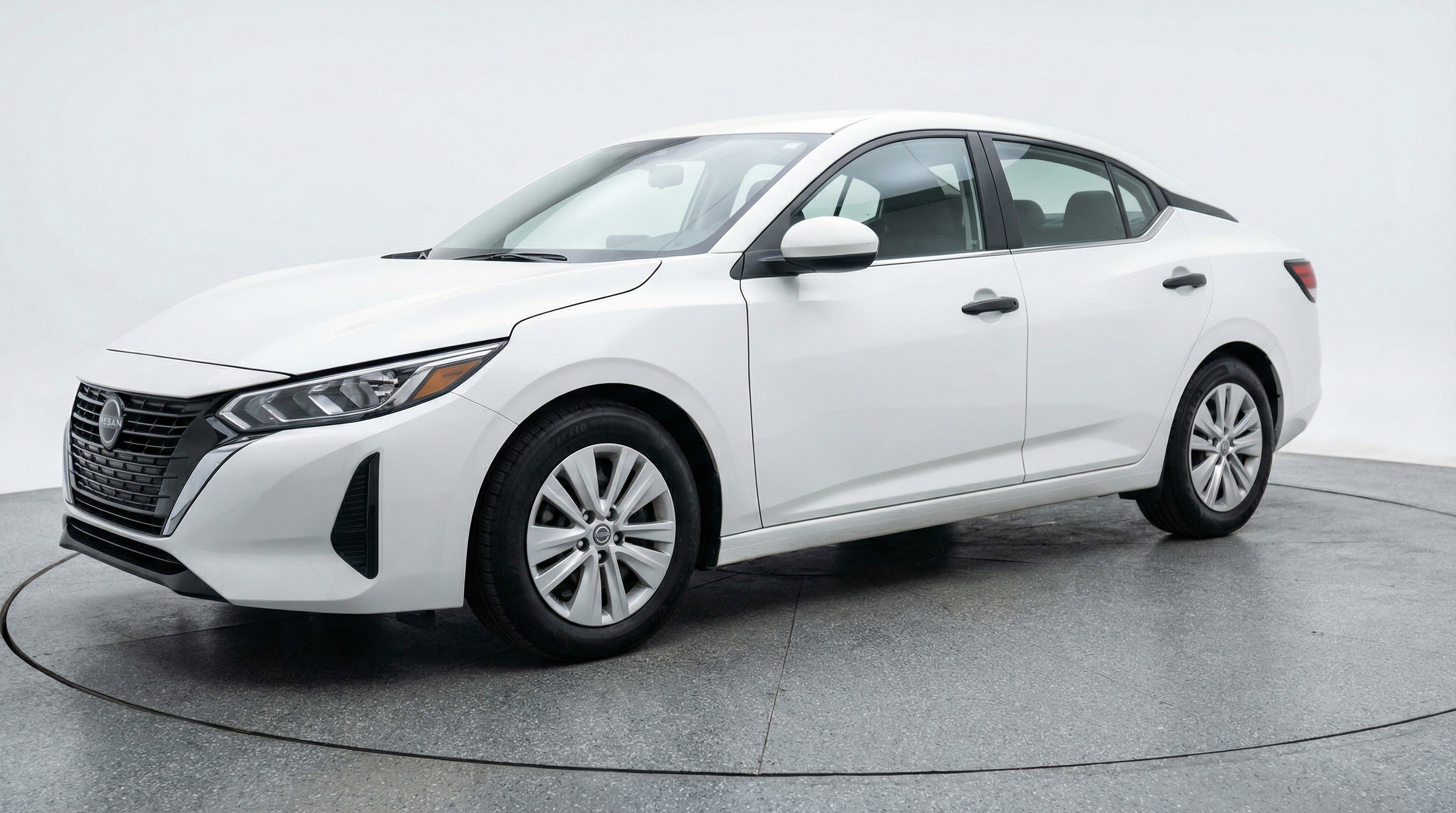 Used 2025 Nissan Sentra S image 3