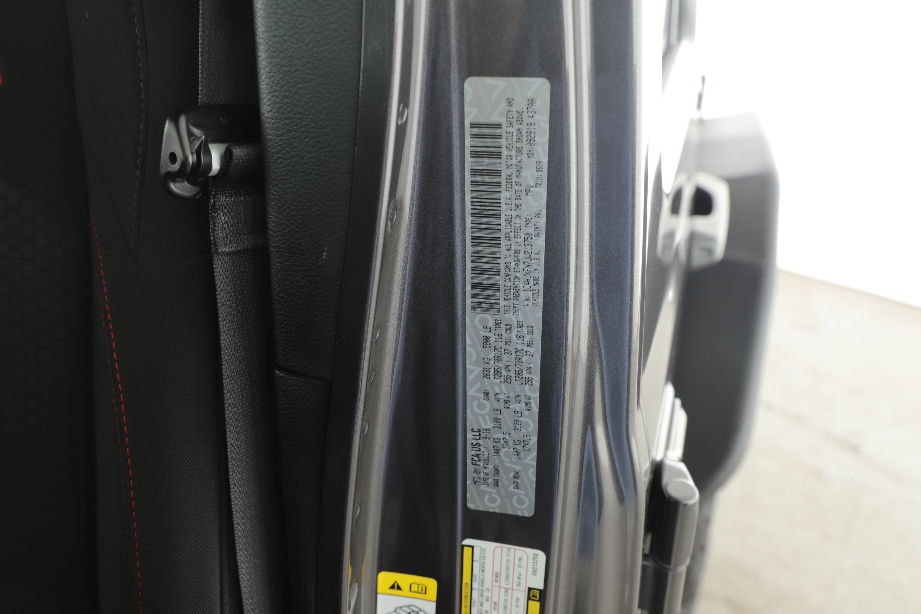 Used 2018 Jeep Wrangler Unlimited Rubicon image 9