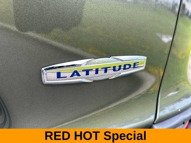 Used 2019 Jeep Cherokee Latitude Plus AWD/4WD image 54