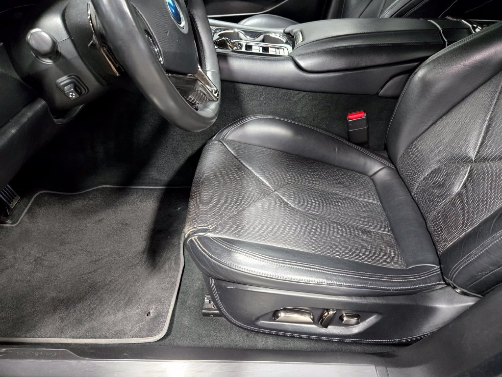 Used 2020 Karma Revero GT RWD image 10