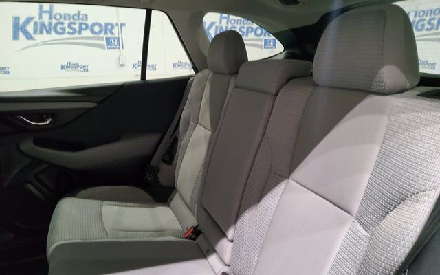Used 2020 Subaru Outback Premium image 13