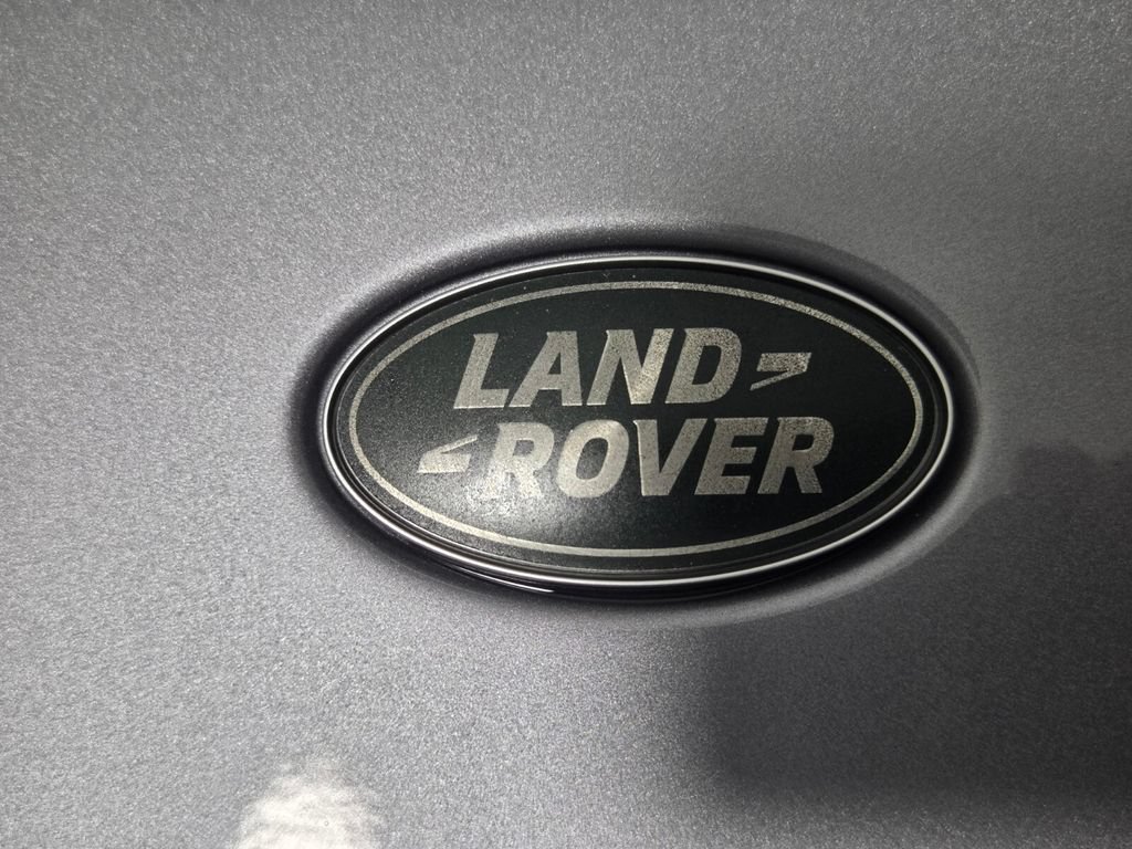 Used 2023 Land Rover Discovery Sport SE R-Dynamic AWD/4WD image 31