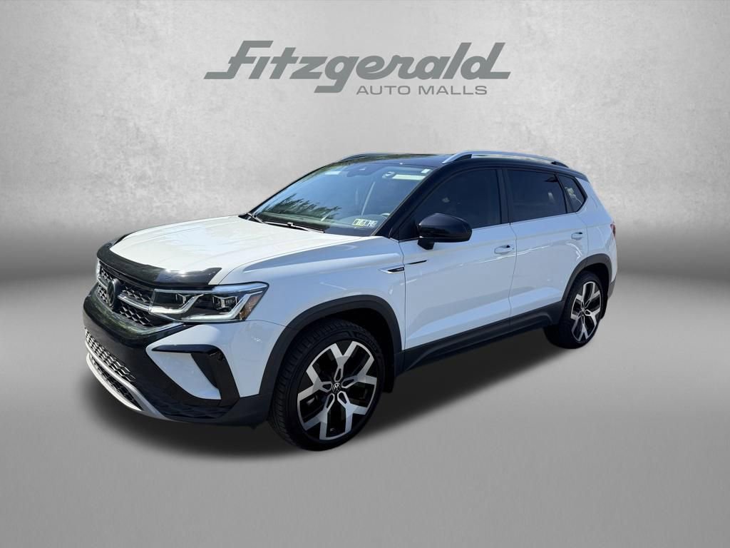 Used 2023 Volkswagen Taos SEL AWD/4WD image 3