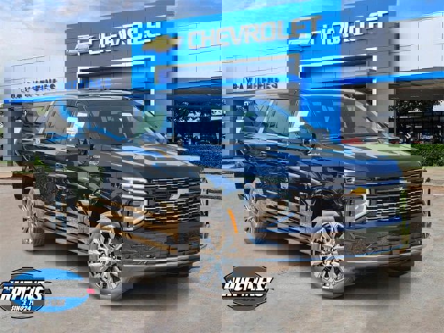 New 2026 Chevrolet Suburban High Country image 1