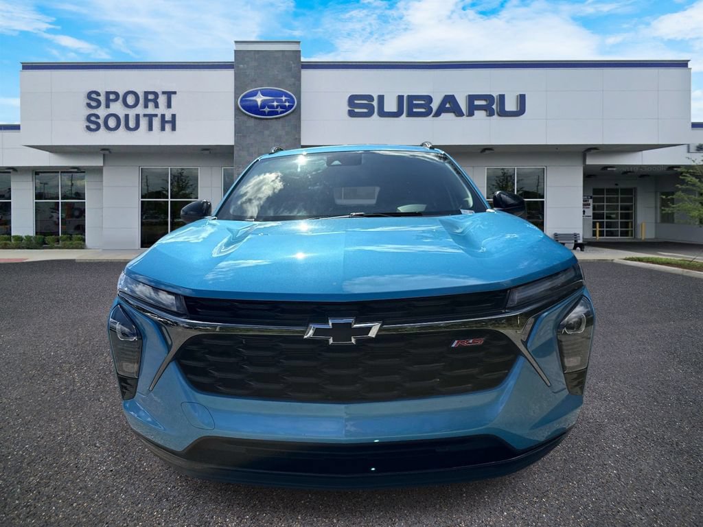 Used 2025 Chevrolet Trax RS w/ Driver Confidence Package FWD image 9