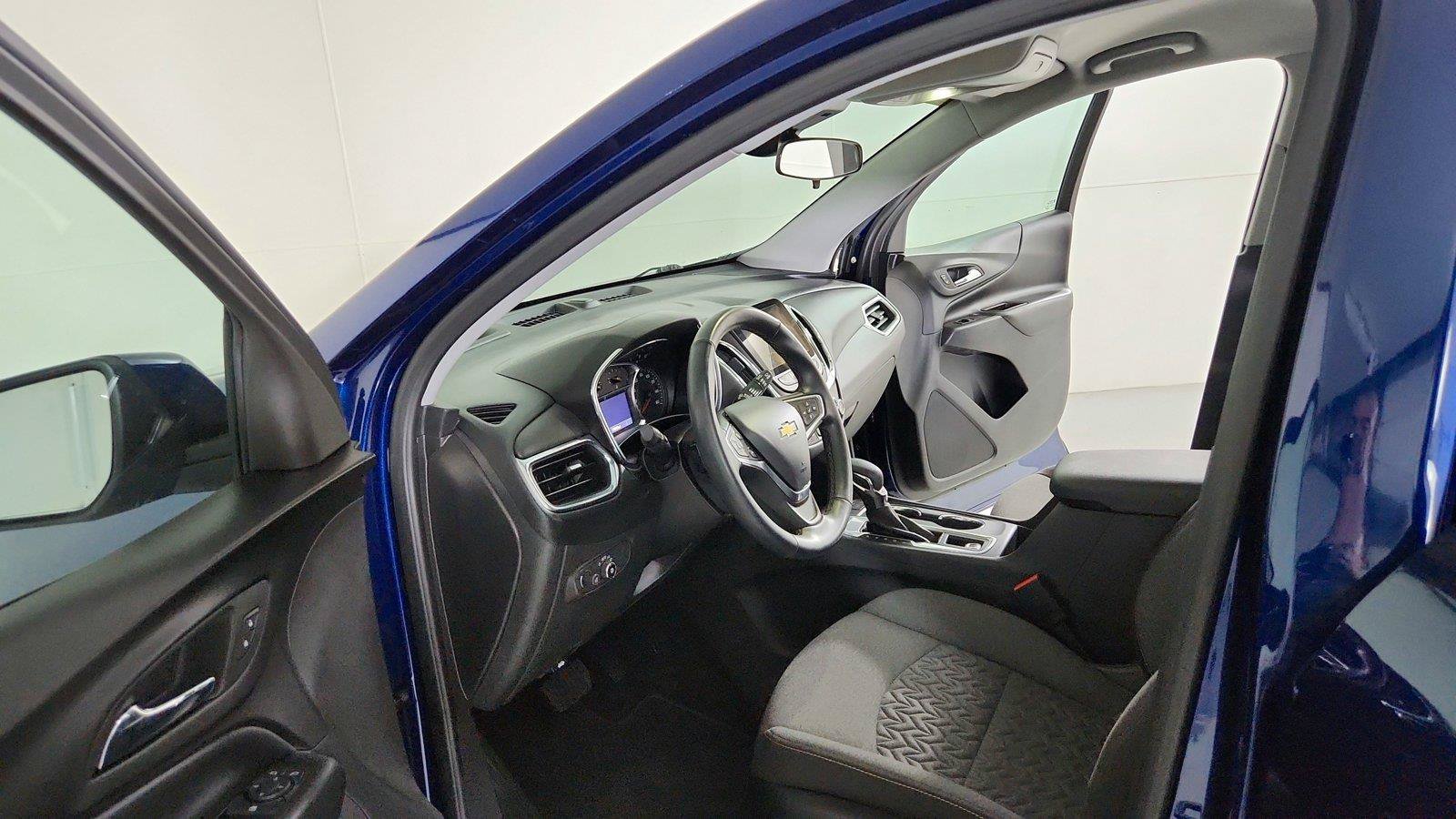 Used 2023 Chevrolet Equinox LT FWD image 16