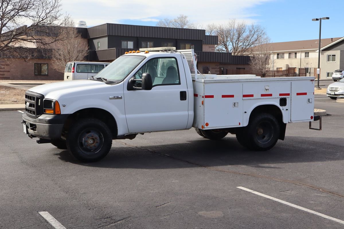Used 2006 Ford F350 XL image 10