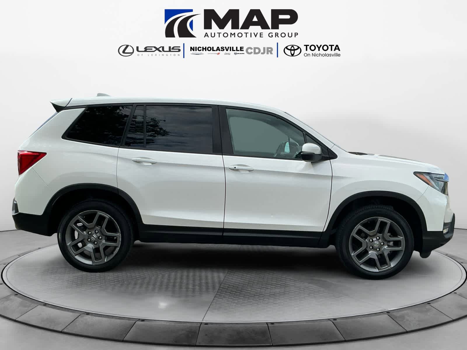 Used 2023 Honda Passport EX-L image 6