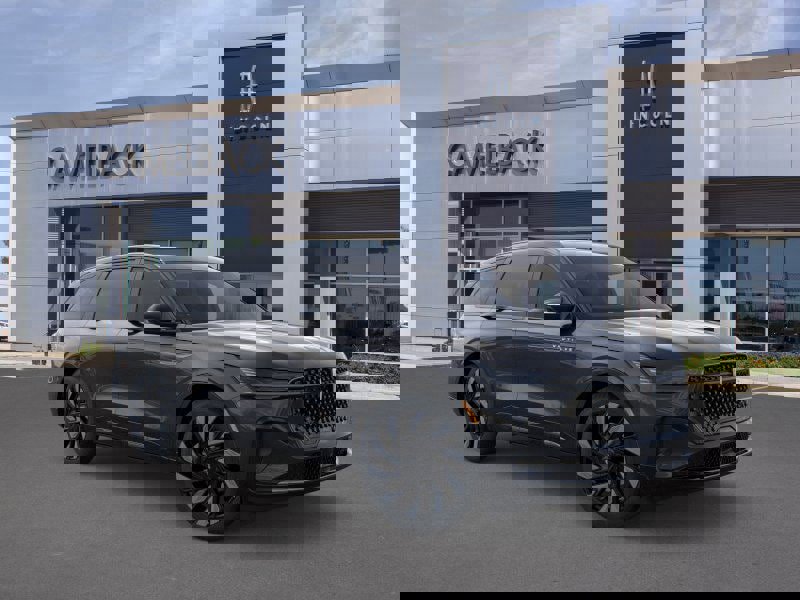 New 2026 Lincoln Nautilus Reserve w/ Jet Appearance Package image 7