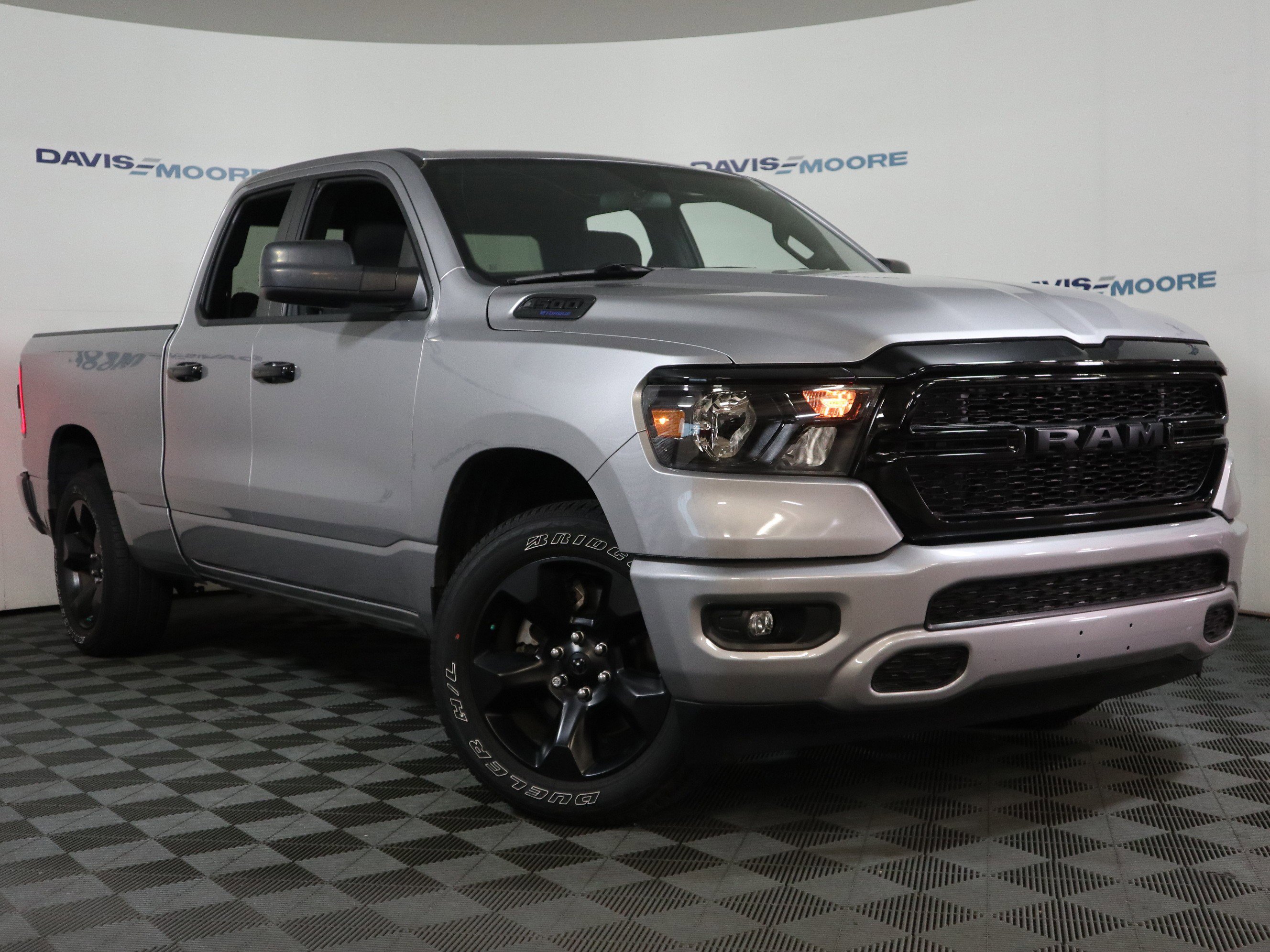 Used 2024 RAM 1500 Tradesman w/ Night Edition image 2