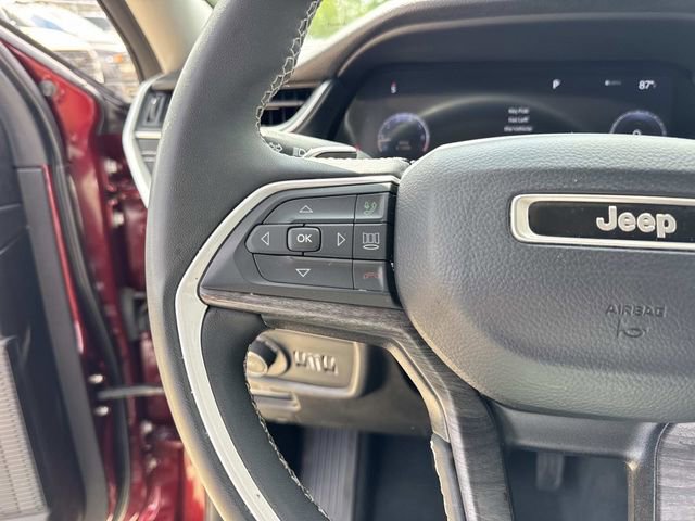 Used 2023 Jeep Grand Cherokee L Limited image 27