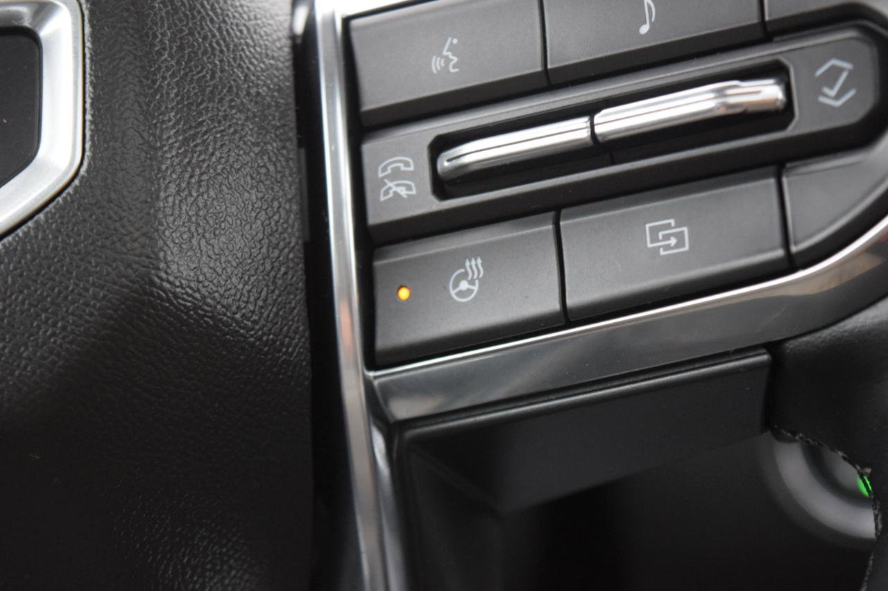 Used 2025 GMC Acadia Elevation w/ Elevation Premium Package image 25