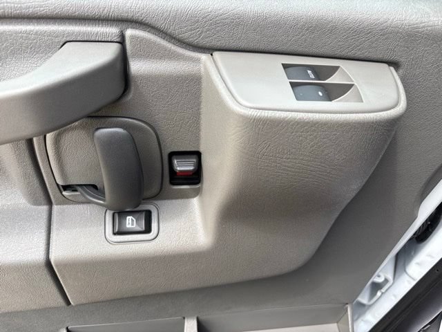 New 2026 Chevrolet Express 3500 w/ Power Convenience Package RWD image 4