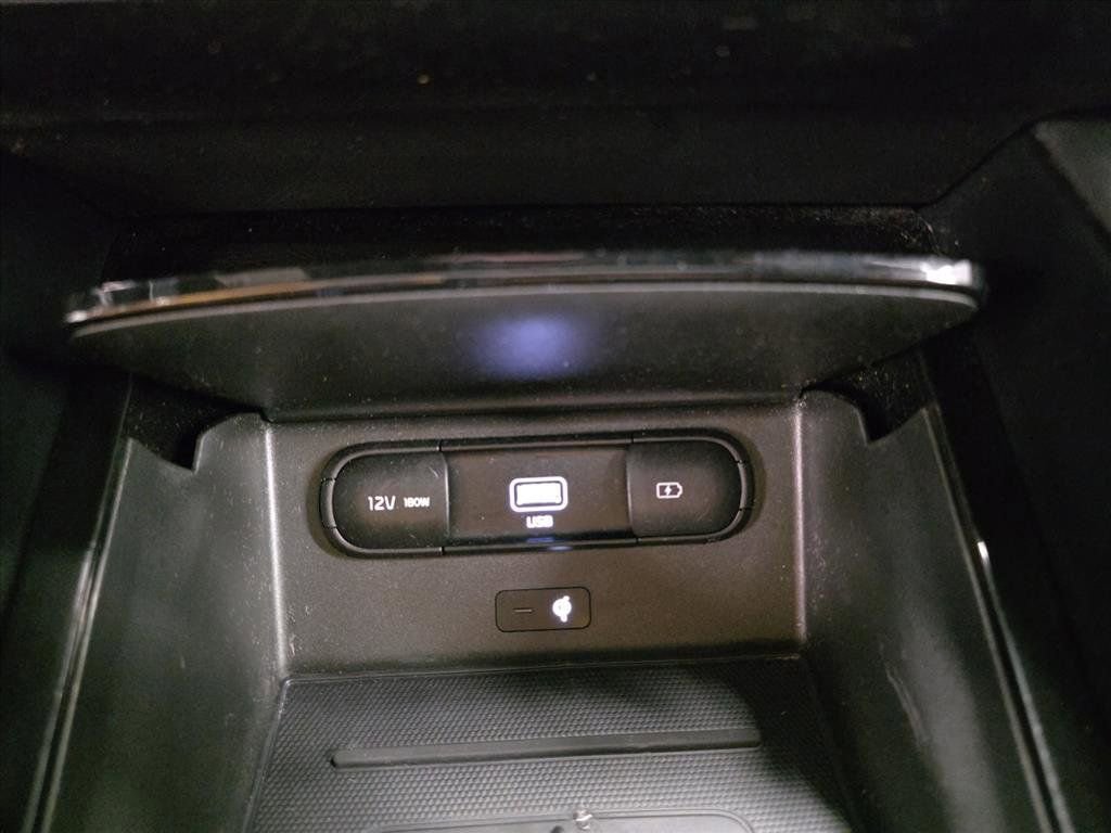 Used 2022 Kia Telluride SX w/ SX Prestige Package image 23