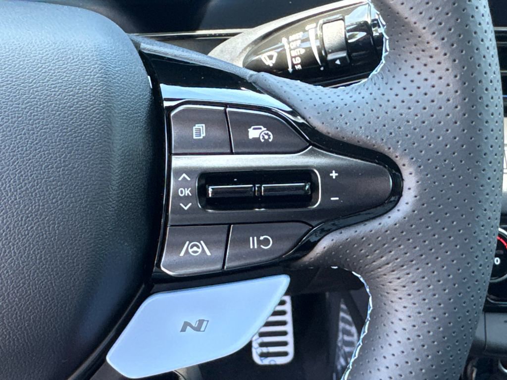 New 2026 Hyundai Elantra N FWD image 25