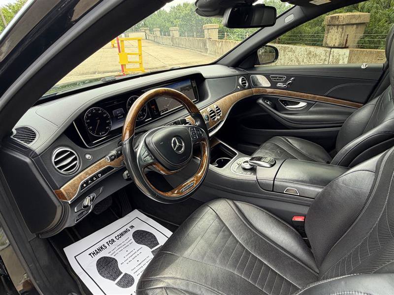 Used 2015 Mercedes-Benz S 550 4MATIC Sedan image 33