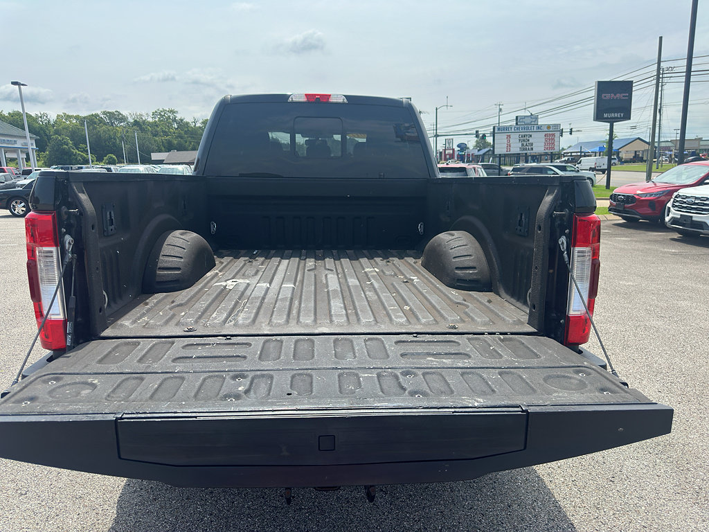 Used 2017 Ford F250 Lariat w/ Chrome Package AWD/4WD image 8