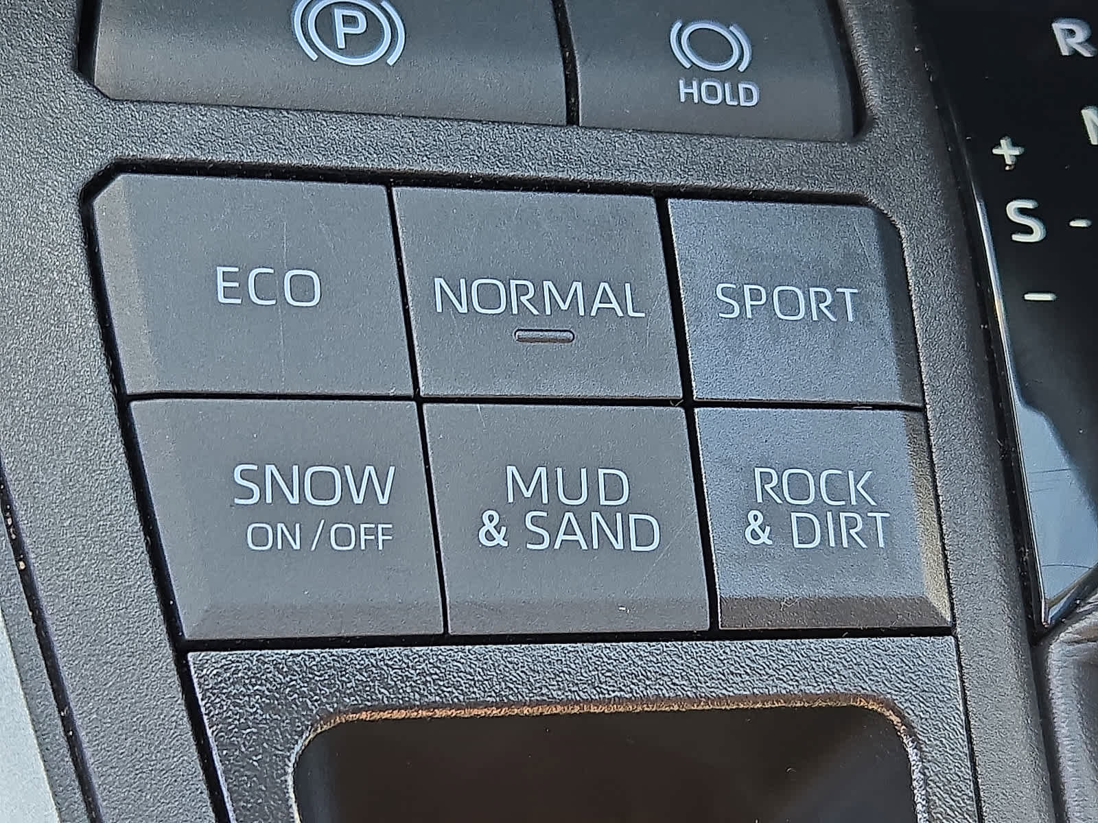 Used 2024 Toyota RAV4 XLE image 25