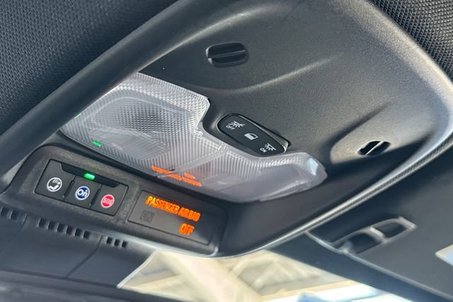 Used 2024 GMC Canyon AT4 w/ AT4 Premium Package image 24