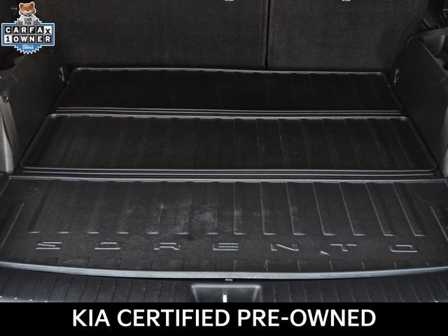 Certified 2025 Kia Sorento S image 9