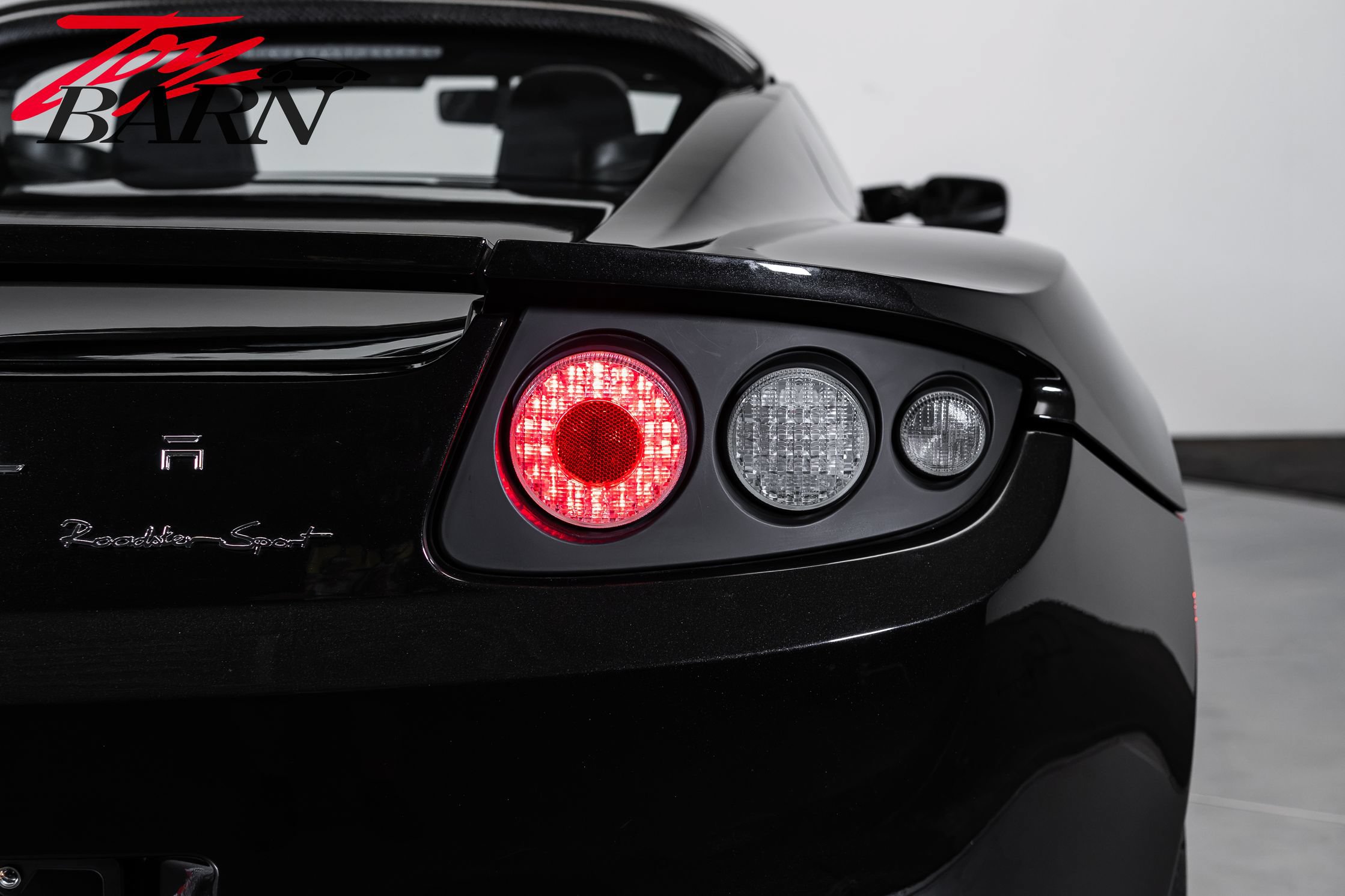 Used 2010 Tesla Roadster Sport RWD image 21