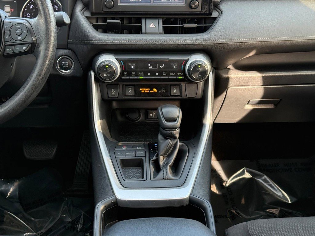 Used 2019 Toyota RAV4 XLE w/ Convenience Package image 17