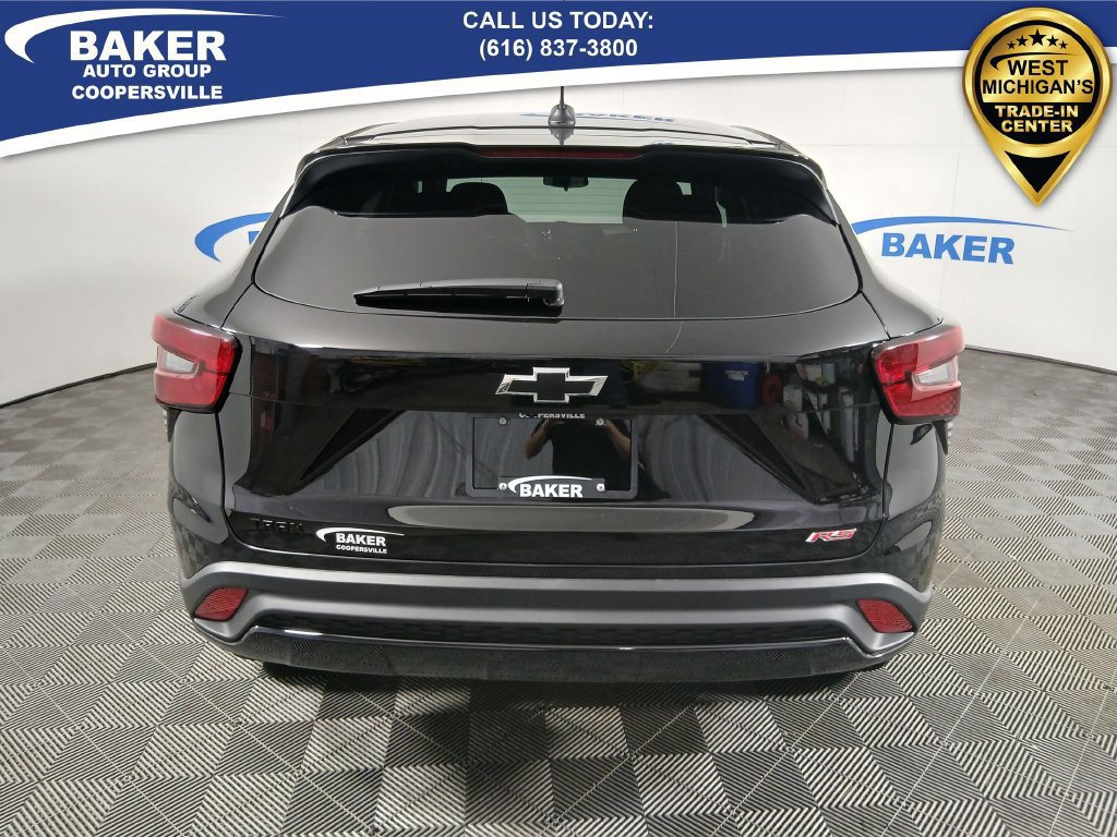 New 2026 Chevrolet Trax RS FWD image 5