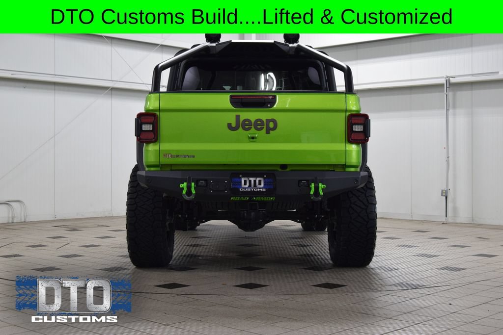 Used 2025 Jeep Gladiator Rubicon w/ Safety Group AWD/4WD image 6