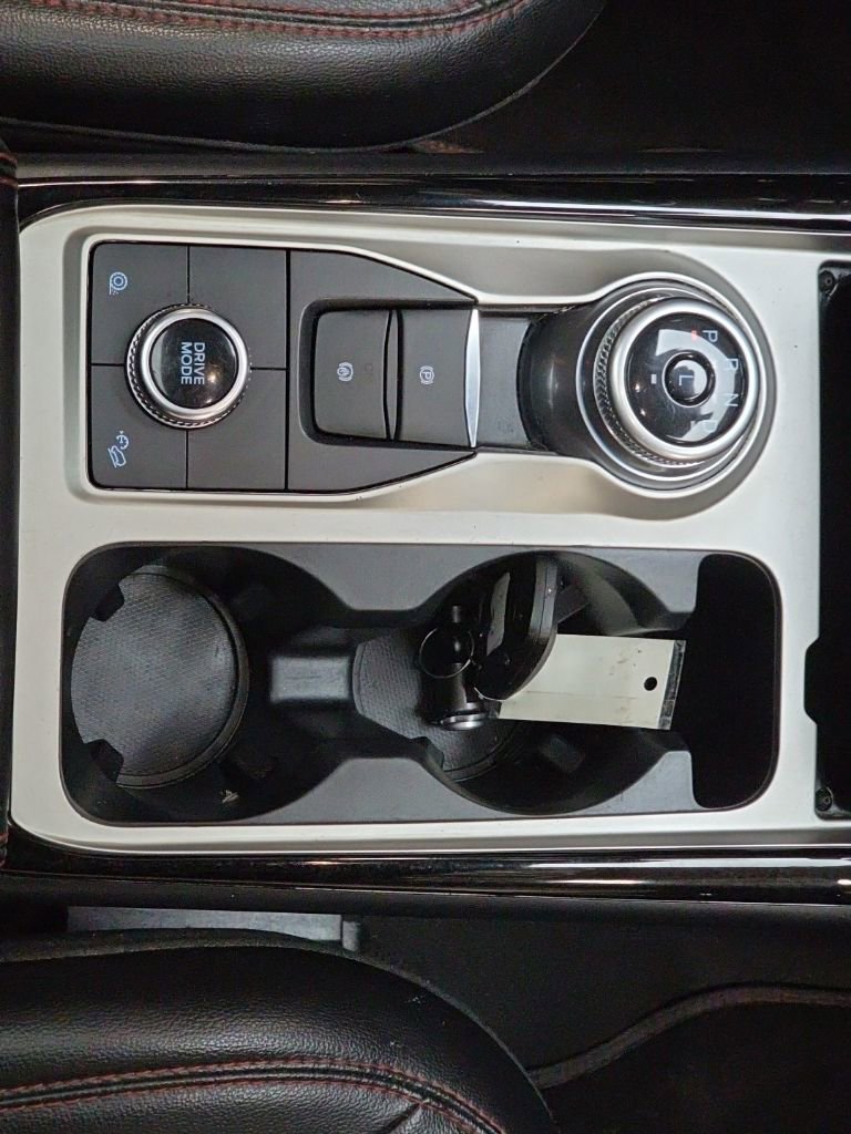 Used 2022 Ford Explorer ST-Line w/ Class IV Trailer Tow Package image 24