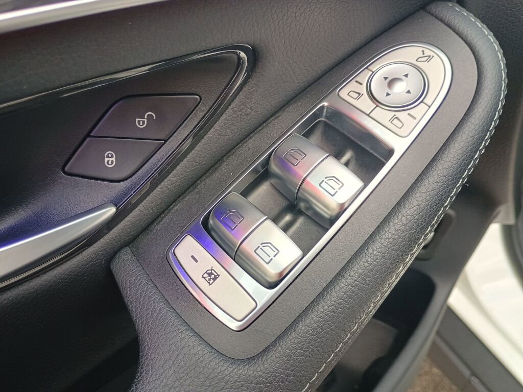 Certified 2021 Mercedes-Benz GLC 300 4MATIC Coupe image 7