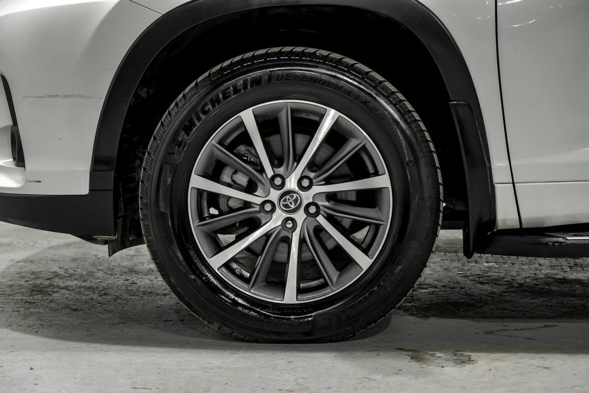 Used 2018 Toyota Highlander XLE FWD image 64