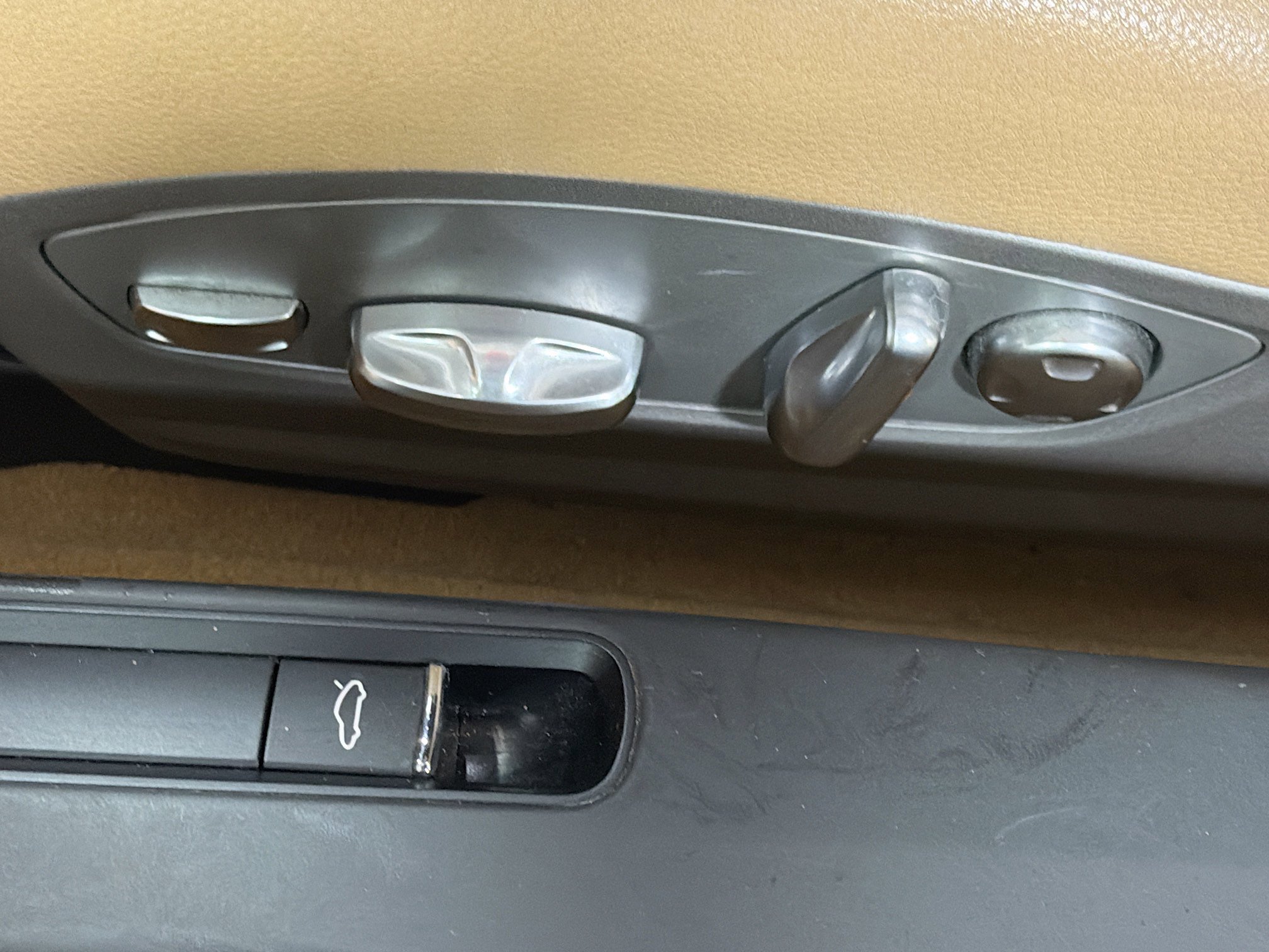 Used 2013 Porsche Boxster S image 22