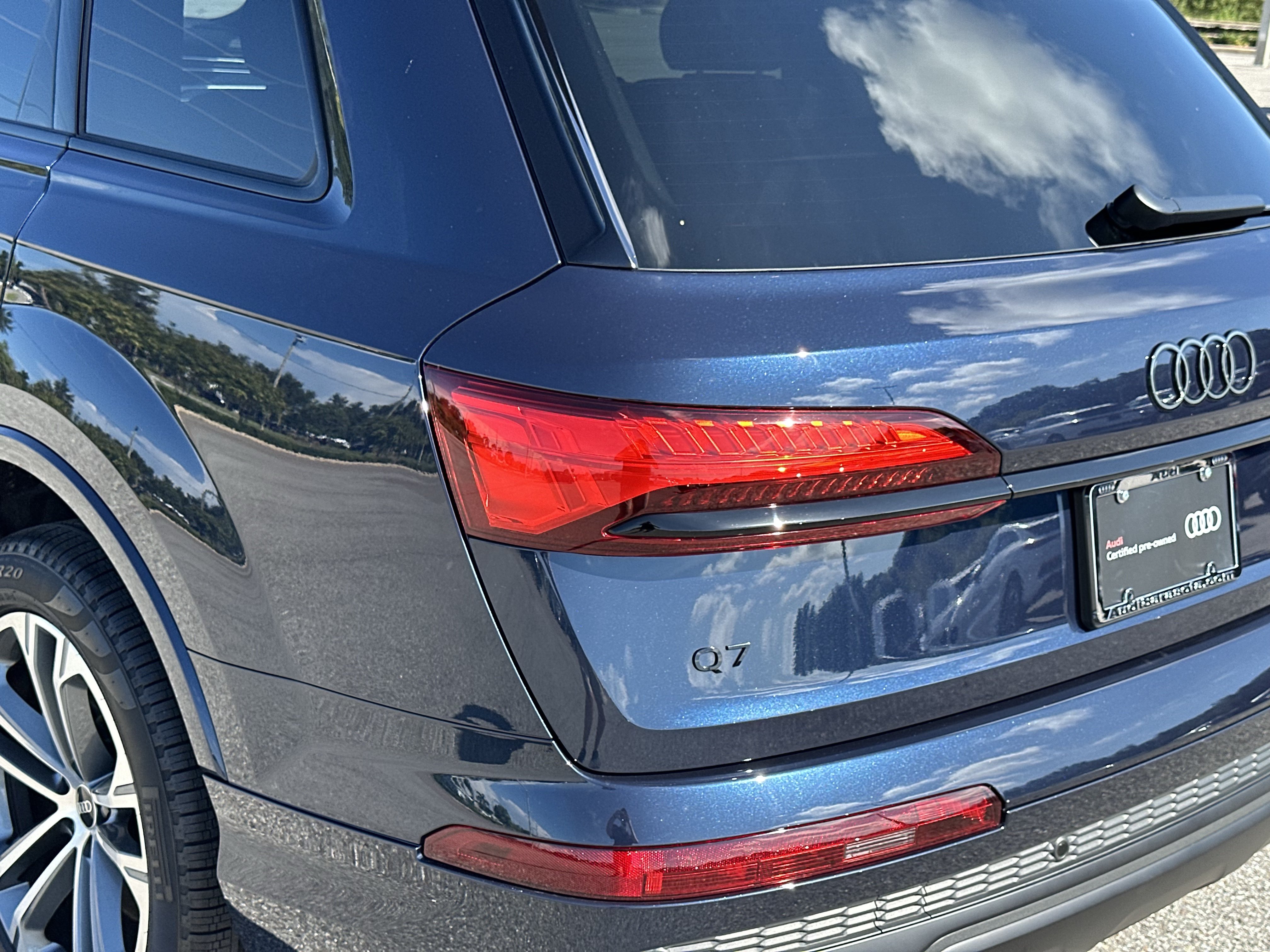 Certified 2026 Audi Q7 2.0T Premium w/ Convenience Plus Package AWD/4WD image 10