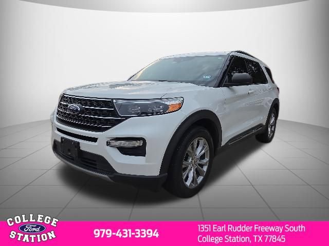 Used 2020 Ford Explorer XLT w/ Equipment Group 202A RWD image 3