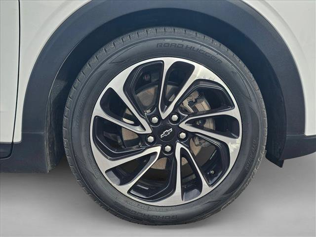 Used 2023 Chevrolet Bolt EUV Premier w/ Super Cruise Package FWD image 28
