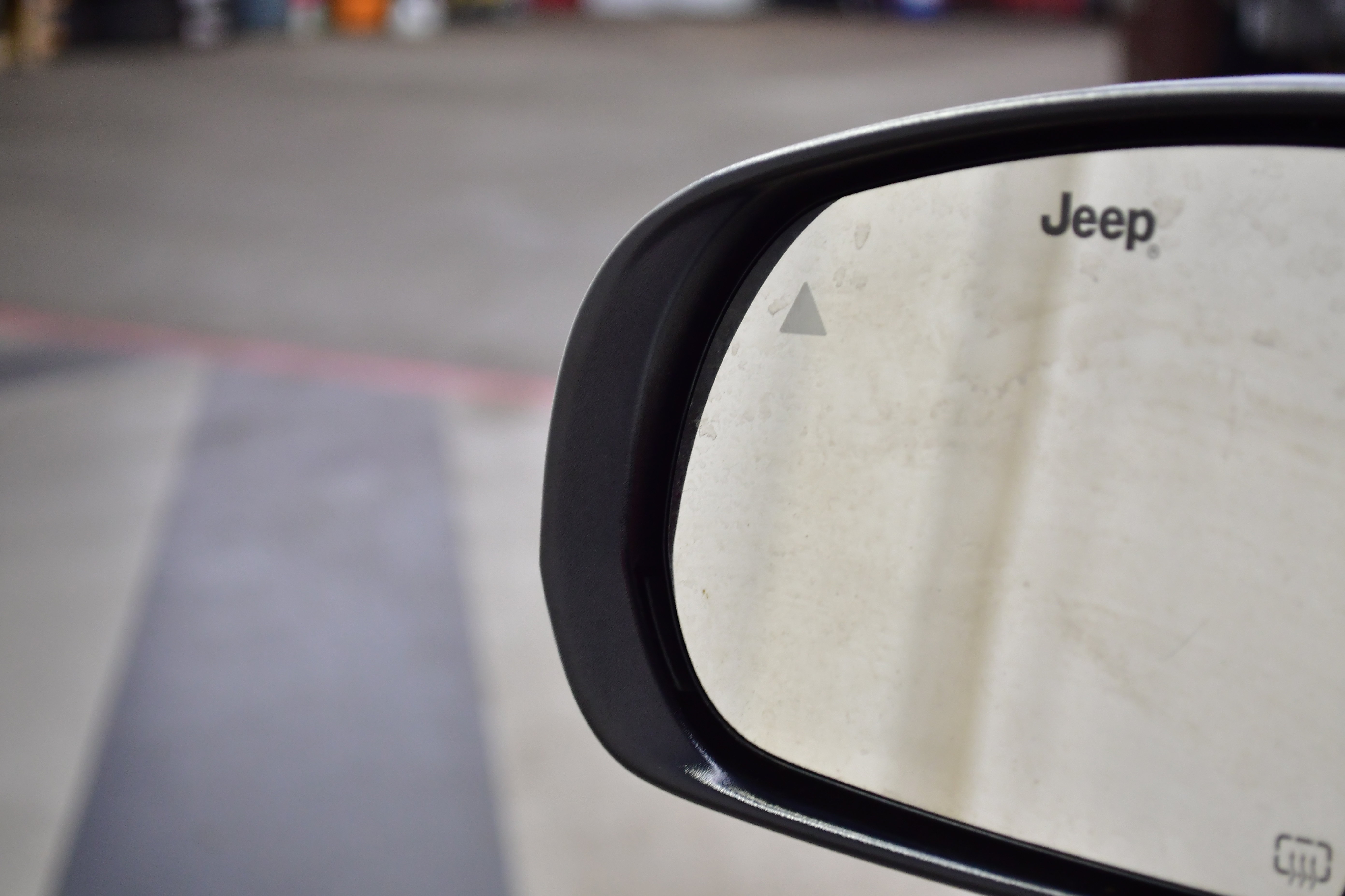 Used 2025 Jeep Compass Trailhawk AWD/4WD image 21