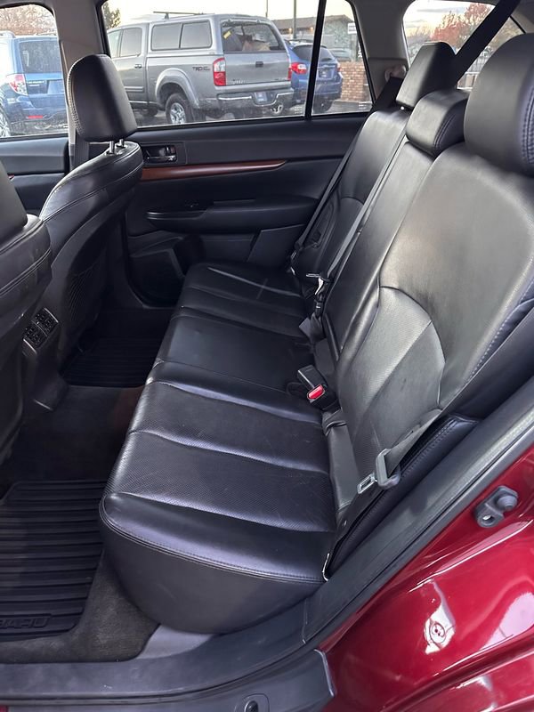 Used 2014 Subaru Outback 2.5i Limited w/ Moonroof Package image 9