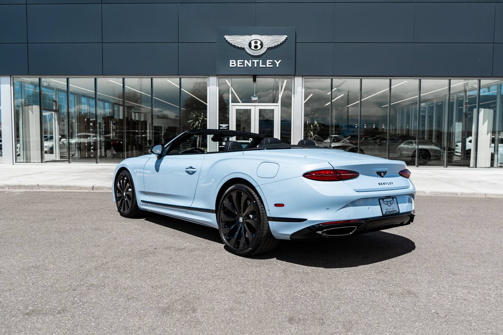 Certified 2026 Bentley Continental GTC AWD/4WD image 8