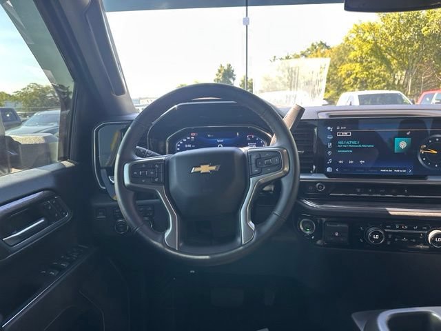 Used 2024 Chevrolet Silverado 2500 LTZ AWD/4WD image 22