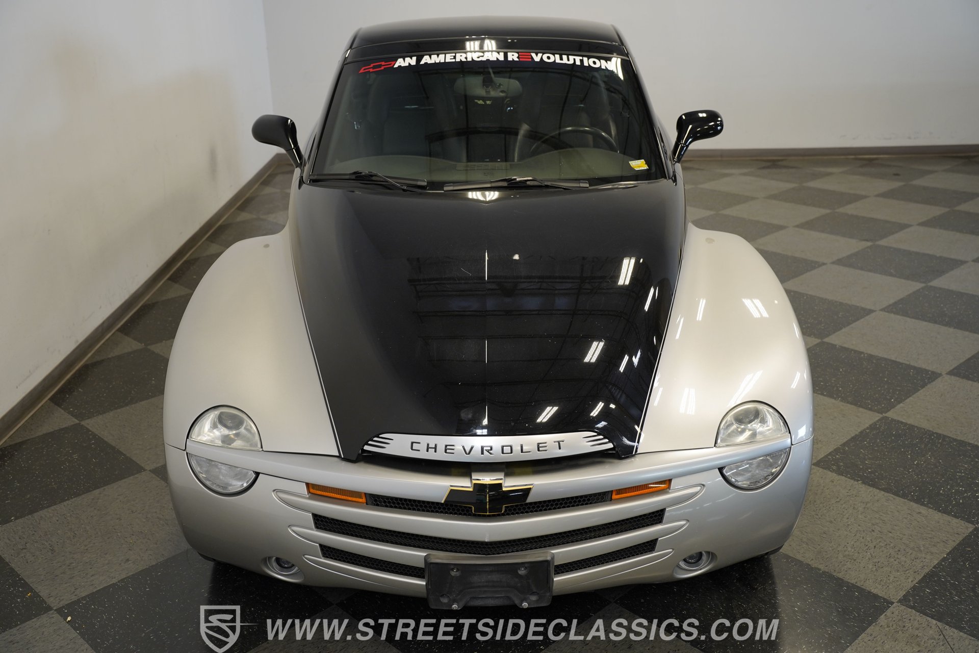 Used 2006 Chevrolet SSR w/ Preferred Equipment Group RWD image 37