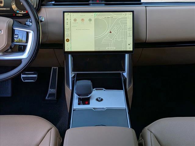 New 2025 Land Rover Range Rover SE image 11
