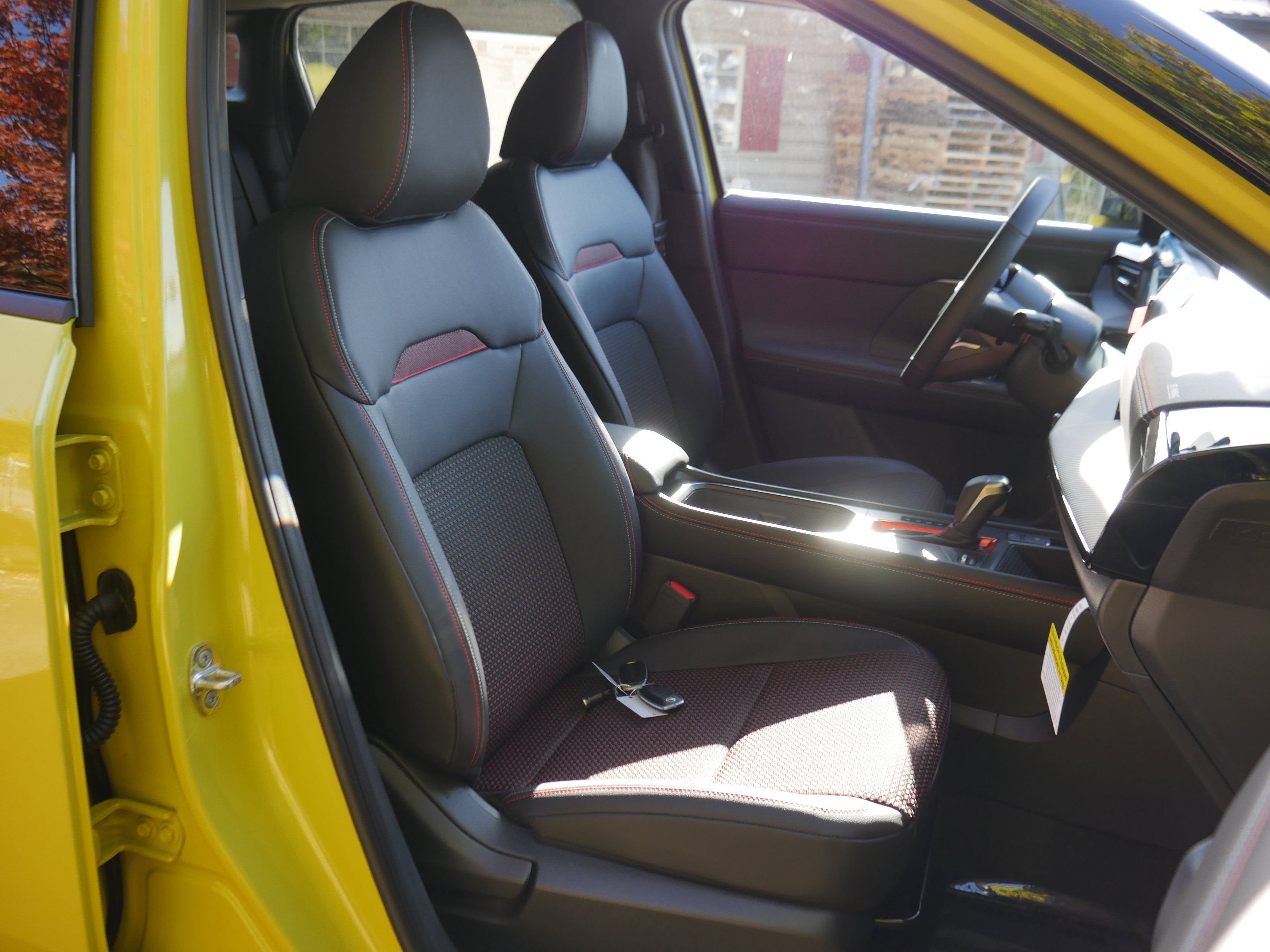 New 2026 Nissan Kicks SR w/ Cold Weather Package image 24