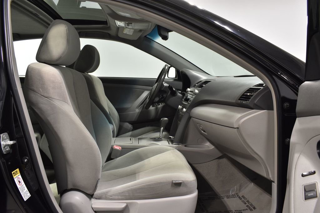 Used 2010 Toyota Camry Hybrid image 28