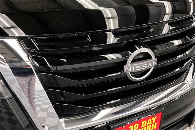 New 2025 Nissan Pathfinder S image 15