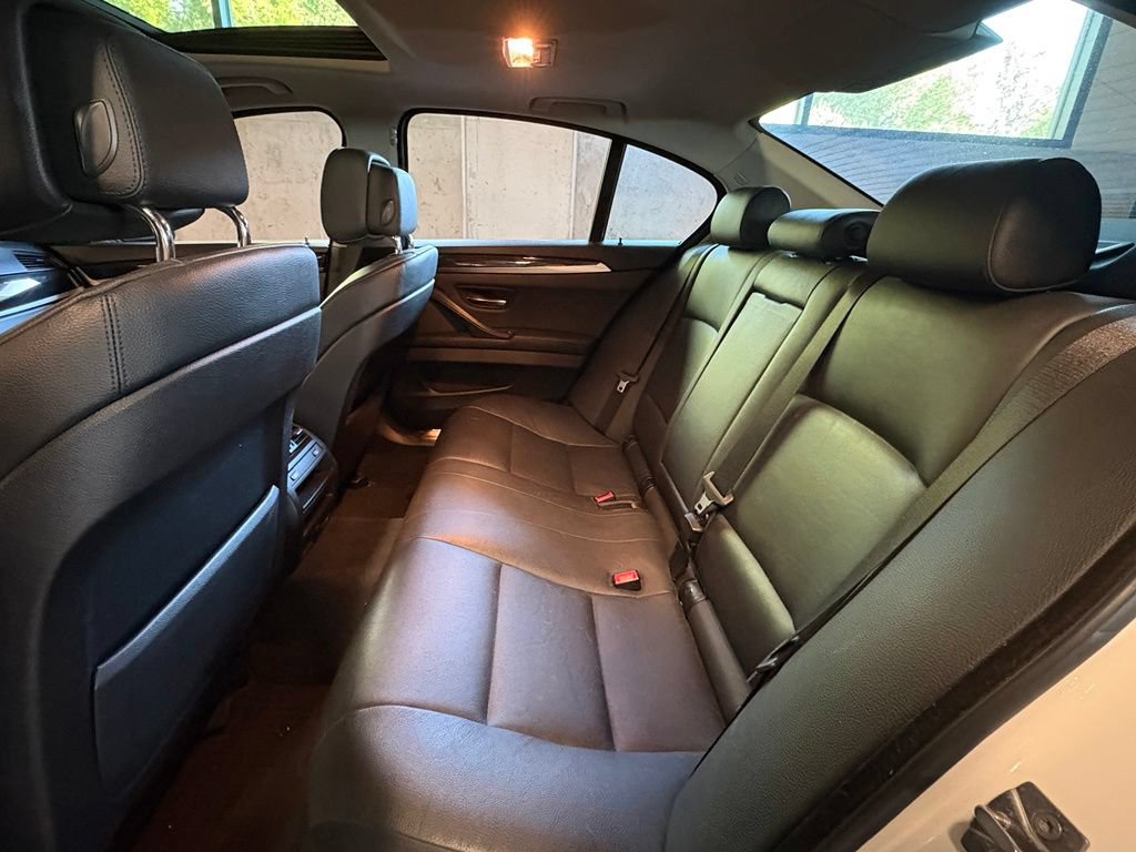 Used 2012 BMW 528i xDrive Sedan AWD/4WD image 12
