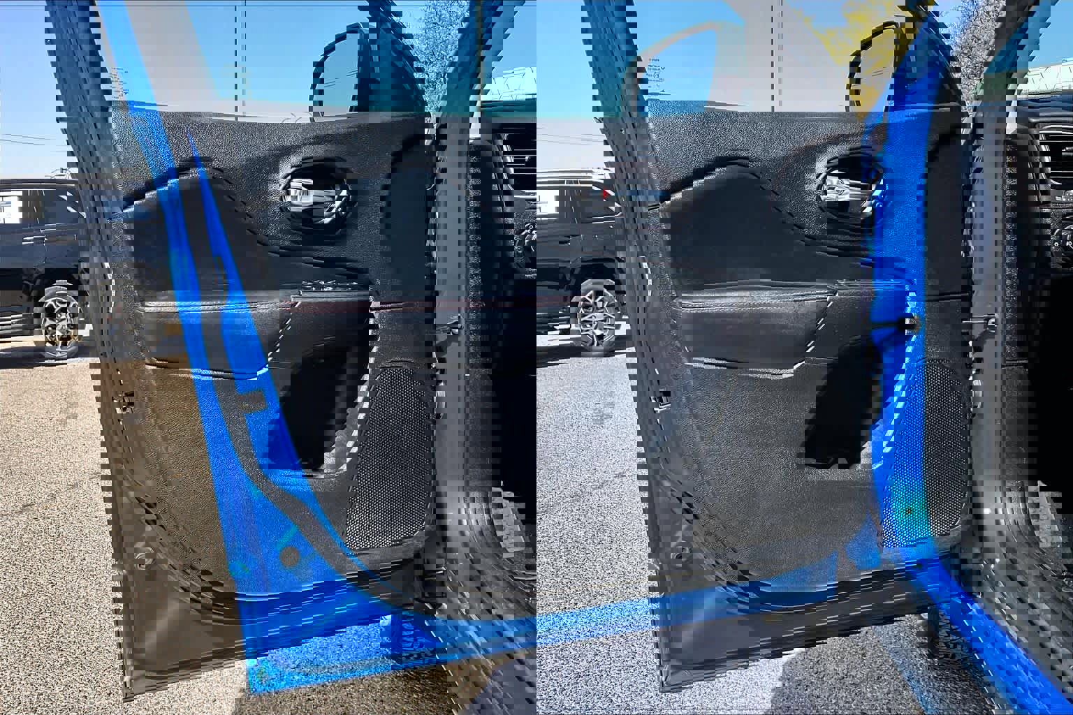 Used 2021 Jeep Cherokee Trailhawk w/ Technology Group image 20