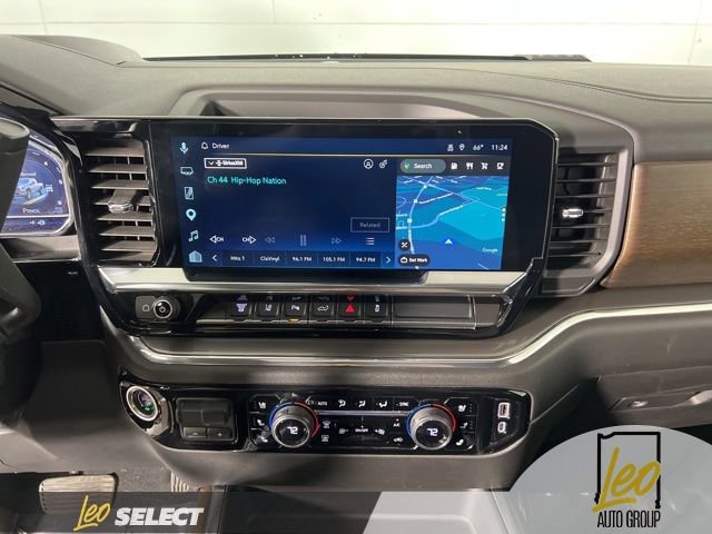 Used 2024 Chevrolet Silverado 3500 High Country w/ Technology Package AWD/4WD image 26