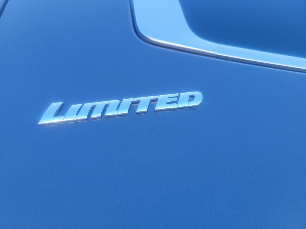 Used 2026 Toyota Tundra Limited w/ Power Package image 18