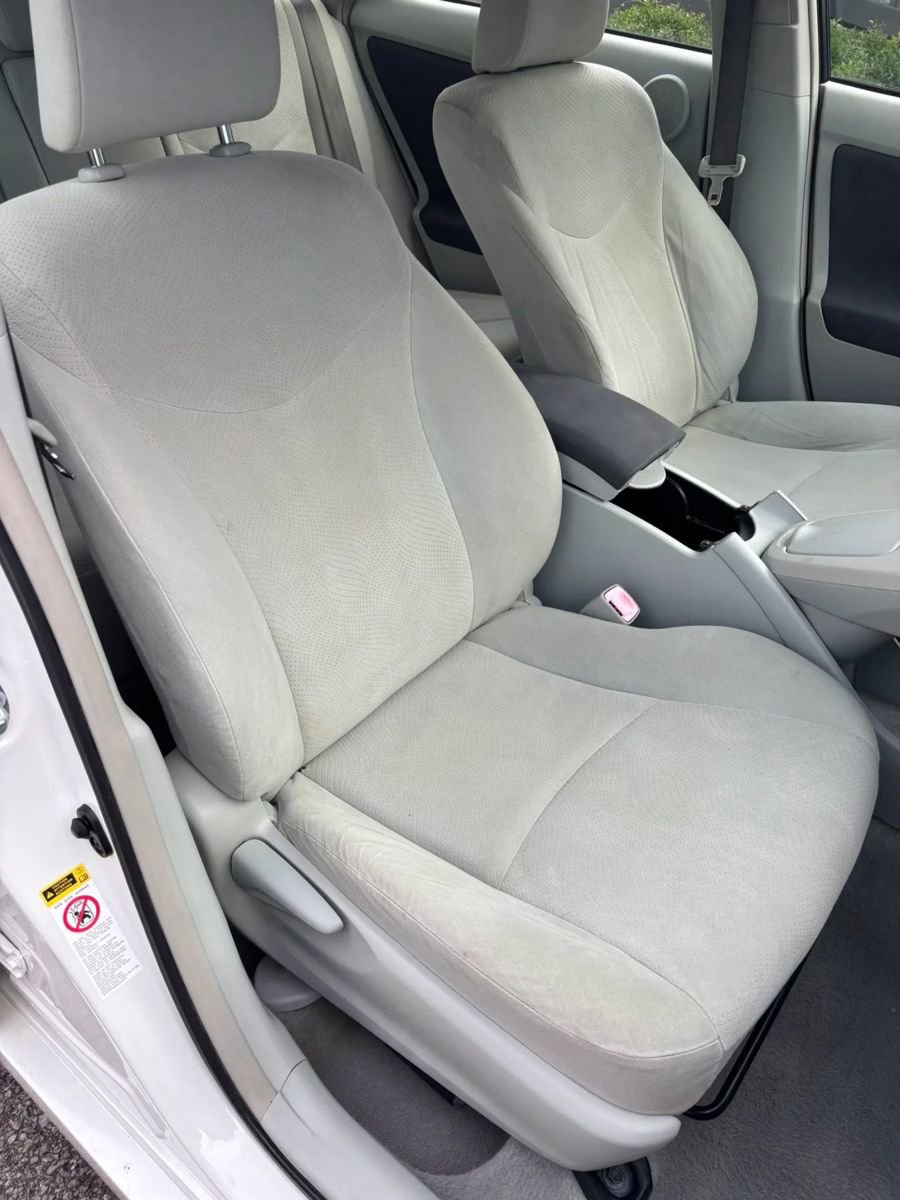 Used 2011 Toyota Prius Three w/ Solar Roof Pkg FWD image 15